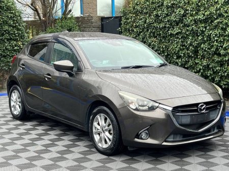 2016 Mazda Demio 1.3 SKYACTIV // HEATED SEATS // HEADS-UP DISPLAY // SERVICE HISTORY // BLUETOOTH MUSIC €10,900 thumbnail