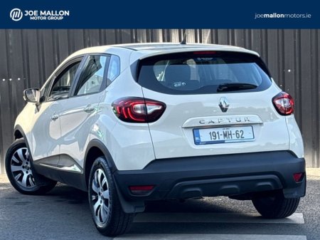 2019 Renault Captur - photo 2
