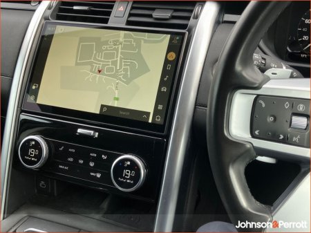 2023 Land Rover Discovery - thumbnail 10