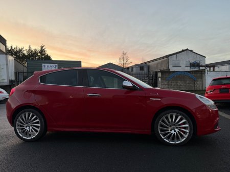2015 Alfa Romeo Giulietta  €9,500