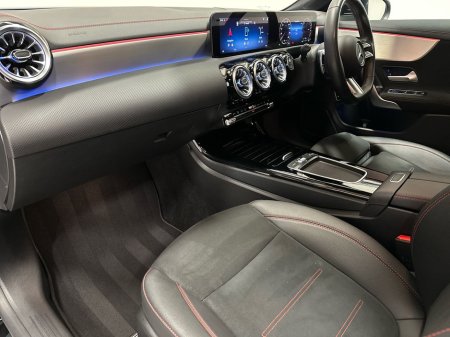 2024 Mercedes-Benz CLA Class CLA250 e AMG Line Executive 15.6 kWh PHEV €45,900 thumbnail