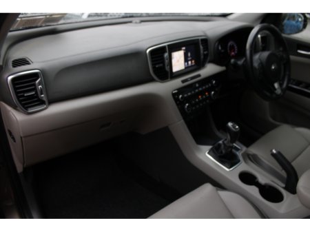 2019 Kia Sportage 1.6CRDI K3 EDITION 5DR ESTATE // HUGE SPEC // 129,000KM'S / IMMACUALTE CONDITION // BUY WITH CONFIDENCE AA AND SIMI APPROVED DEALER 2025 // FINANCE ARRANGED // ALL TRADE INS WELCOME // €17,950 thumbnail