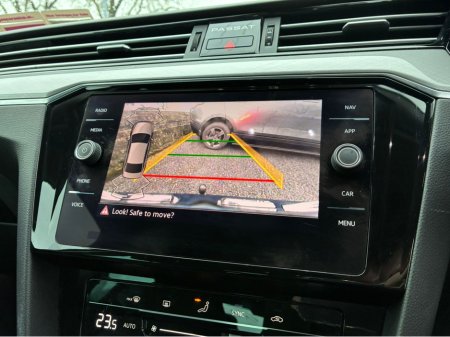 2021 Volkswagen Passat BUSINESS 2.0 TDI AUTO (CAMERA) €20,950 thumbnail