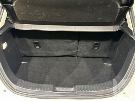 2019 Mazda Demio - thumbnail 12