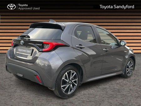 2021 Toyota Yaris *NOW SOLD* HYBRID LUNA SPORT // SMART ENTRY/SMART START // AIR CON // BLUETOOTH // APPLE CARPLAY // DIGITAL DASH // PRIVACY GLASS €22,945