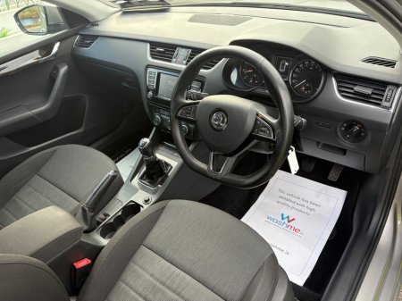 2016 Skoda Octavia - thumbnail 7