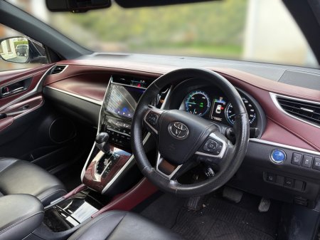 2016 Toyota Harrier SUV €18,995 thumbnail