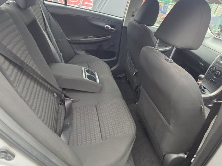 2012 Toyota Corolla - thumbnail 7