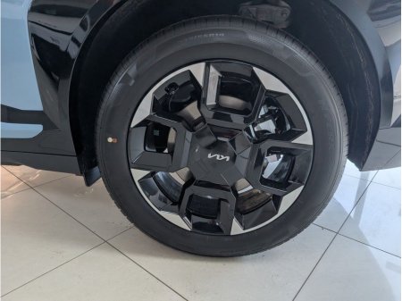 2026 Kia EV5 GT LINE €56,200 thumbnail