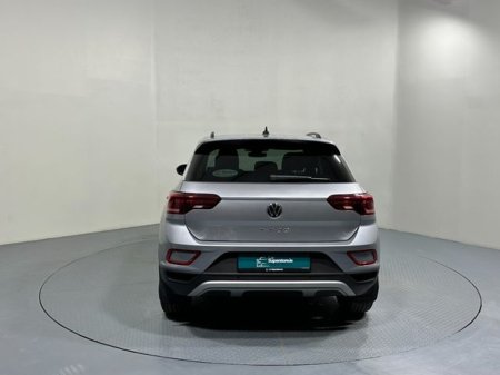 2025 Volkswagen T-Roc - thumbnail 6