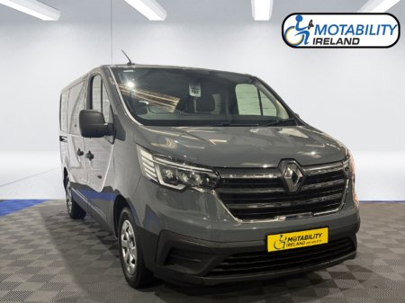 2022 Renault Trafic 9 Seater MPV €26,995