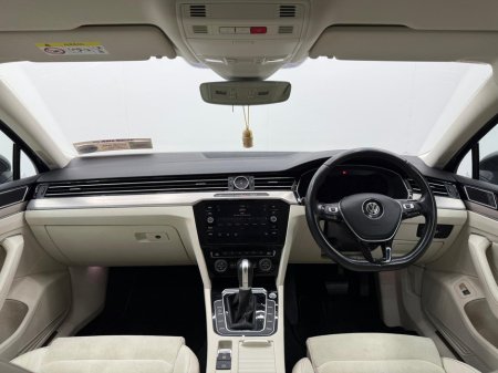 2019 Volkswagen Passat - thumbnail 9