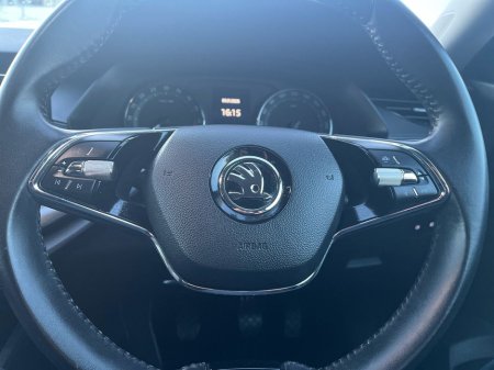 2023 Skoda Octavia - thumbnail 14