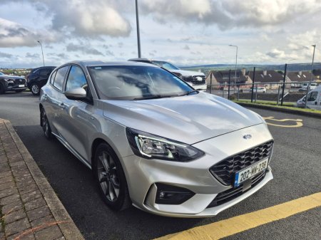 2020 Ford Focus - thumbnail 5