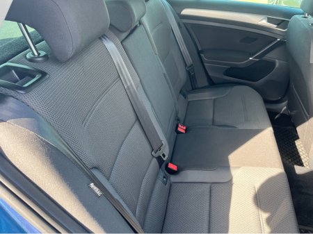 2017 Volkswagen Golf - thumbnail 10