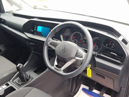 2023 Volkswagen Caddy CADDY CARGO BUS TDI EX VAT PRICE DISPLAYED €15,940 thumbnail