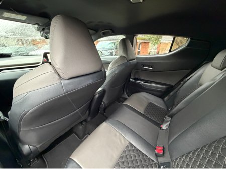 2023 Toyota C-HR HYBRID..KEYLESS ENTRY €22,350 thumbnail