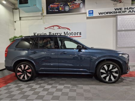 2024 Volvo XC90 T8 ULTIMATE DARK 455BHP AWD AUTOMATIC **ONE OWNER / ACTIVE RADAR CRUISE / AIR SUSPENSION / BOWERS & WILKINS SOUND / ELECTRIC SUNROOF / HEATED & COOLING SEATS / 360 DEGREE CAMERA / WIRELESS CHARGING** €70,900