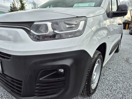 2023 Fiat Doblo - thumbnail 2