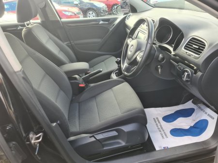 2012 Volkswagen Golf - thumbnail 8