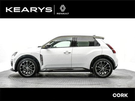 2025 Renault 5 Iconic EV 52 kWh 150hp Demonstrator €34,750