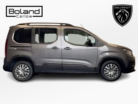 2023 Peugeot Rifter - view 4