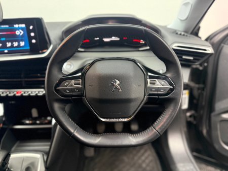 2020 Peugeot 2008 ACTIVE 1.2 100 4DR €16,990 thumbnail