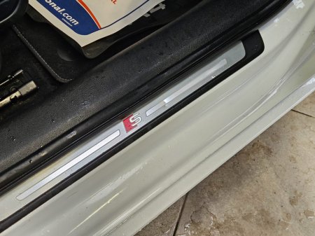 2017 Audi A4 - thumbnail 5