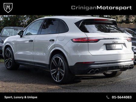 2020 Porsche Cayenne - thumbnail 2