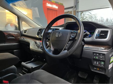 2018 Honda Odyssey €22950! 2018 HONDA ODYSSEY 7 SEATER AUTOMATIC HYBRID SENSING 2.0 AUTOMATIC / CRUISE CONTROL / REVERSE CAMERA / AUTOMATIC DOORS / ELECTRIC SEATS €22,950 thumbnail