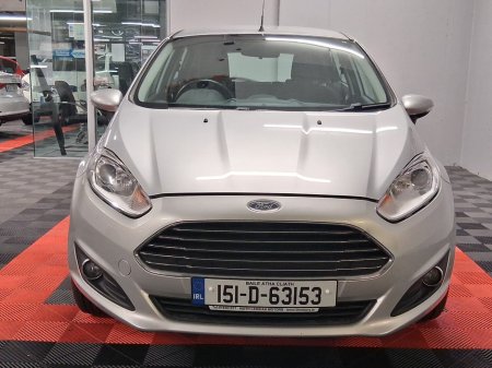 2015 Ford Fiesta - thumbnail 4