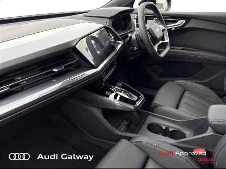 2025 Audi Q4 e-tron - thumbnail 8