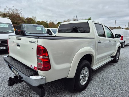 2014 Toyota Hilux - thumbnail 3