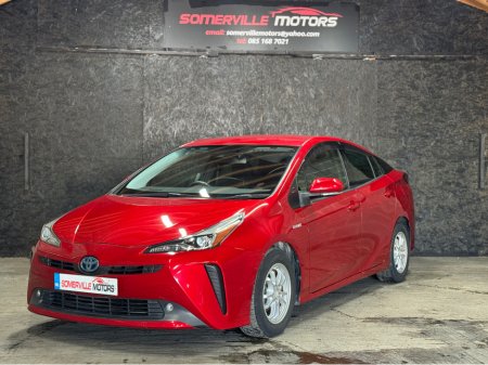 2020 Toyota Prius - thumbnail 3