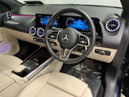 2022 Mercedes-Benz EQA - thumbnail 8