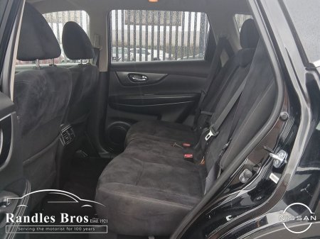 2016 Nissan X-Trail - thumbnail 13