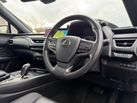 2021 Lexus UX 250 H - thumbnail 17