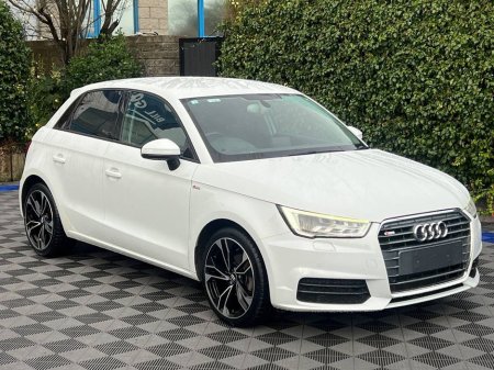 2018 Audi A1 S-LINE PACK 1.0 TFSI // AUDI SERVICE HISTORY // NEW 17" S-LINE ALLOYS // PARKING SENSORS €16,900 thumbnail