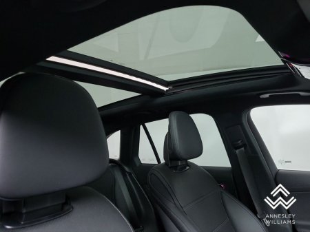 2025 Mercedes-Benz GLC Class - thumbnail 25