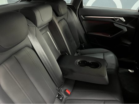 2024 Audi A3 €32950! 2024 AUDI A3 LEATHER 30TFSI SPORTBACK ADVANCED 1.0 AUTOMATIC / CRUISE CONTROL / REVERSE CAMERA / ELECTRIC HEATED SEATS / APPLE CARPLAY €32,950 thumbnail