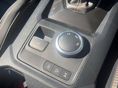 2025 Volkswagen Amarok  €60,810 thumbnail