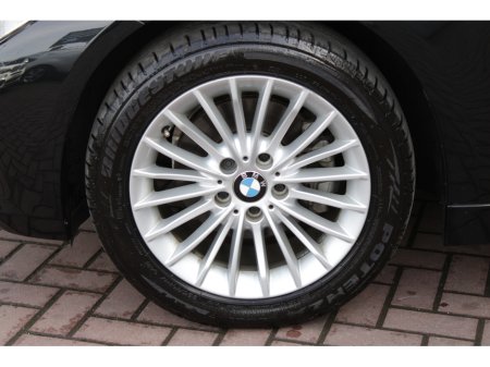 2018 BMW 3 Series - thumbnail 25