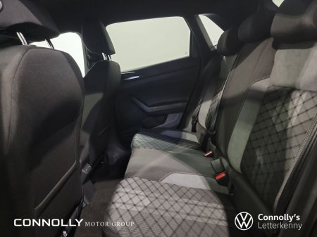 2026 Volkswagen Polo R-Line thumbnail