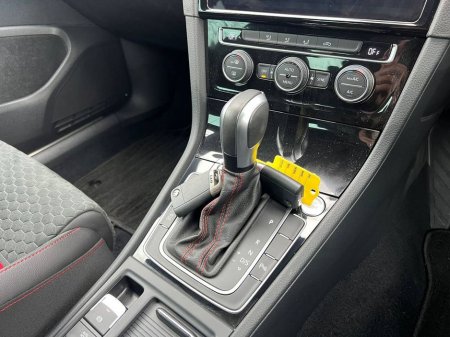 2020 Volkswagen Golf - thumbnail 11