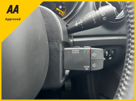 2016 Renault Captur - thumbnail 14