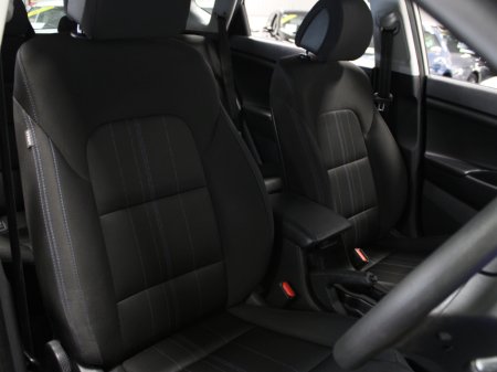 2017 Hyundai Tucson - thumbnail 25