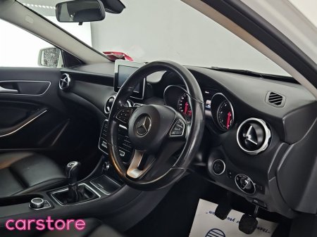2017 Mercedes-Benz GLA Class GLA 200 CDI STYLE €21,480 thumbnail