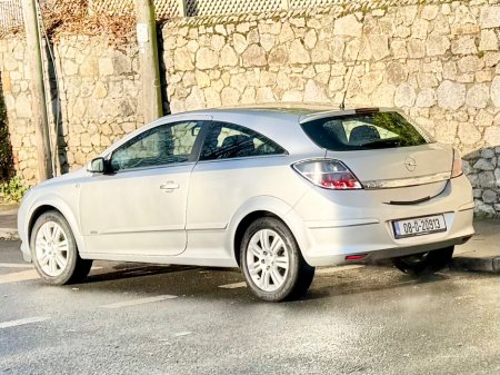 2008 Opel Astra SPORT DESIGN 1.6 I 16V!! NEW NCT !! €2,950 thumbnail