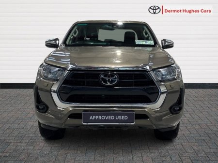 2024 Toyota Hilux - thumbnail 5