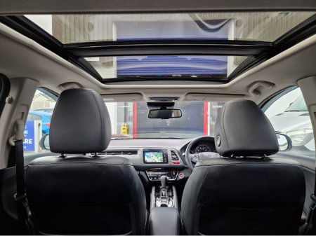 2017 Honda HR-V 1.5 VTEC AUTOMATIC-FULL LEATHER €13,450 thumbnail